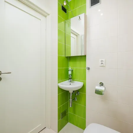 Metro Wierzbno Homely By Bookinghost * Varšava